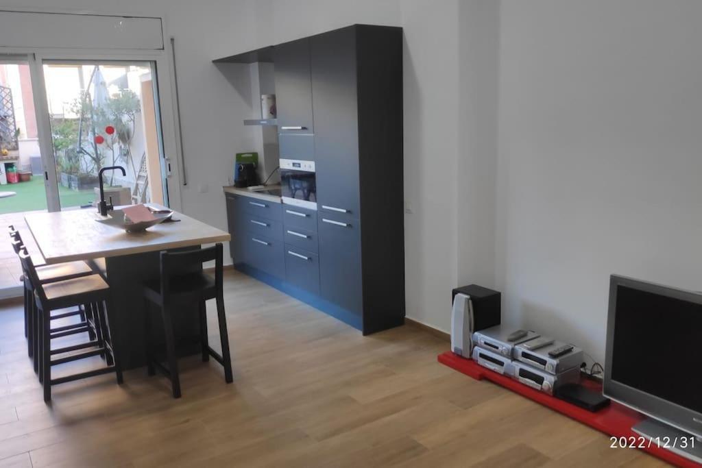 Precioso Apartamento Con Magnifico Patio. 略夫雷加特河畔圣费柳 外观 照片